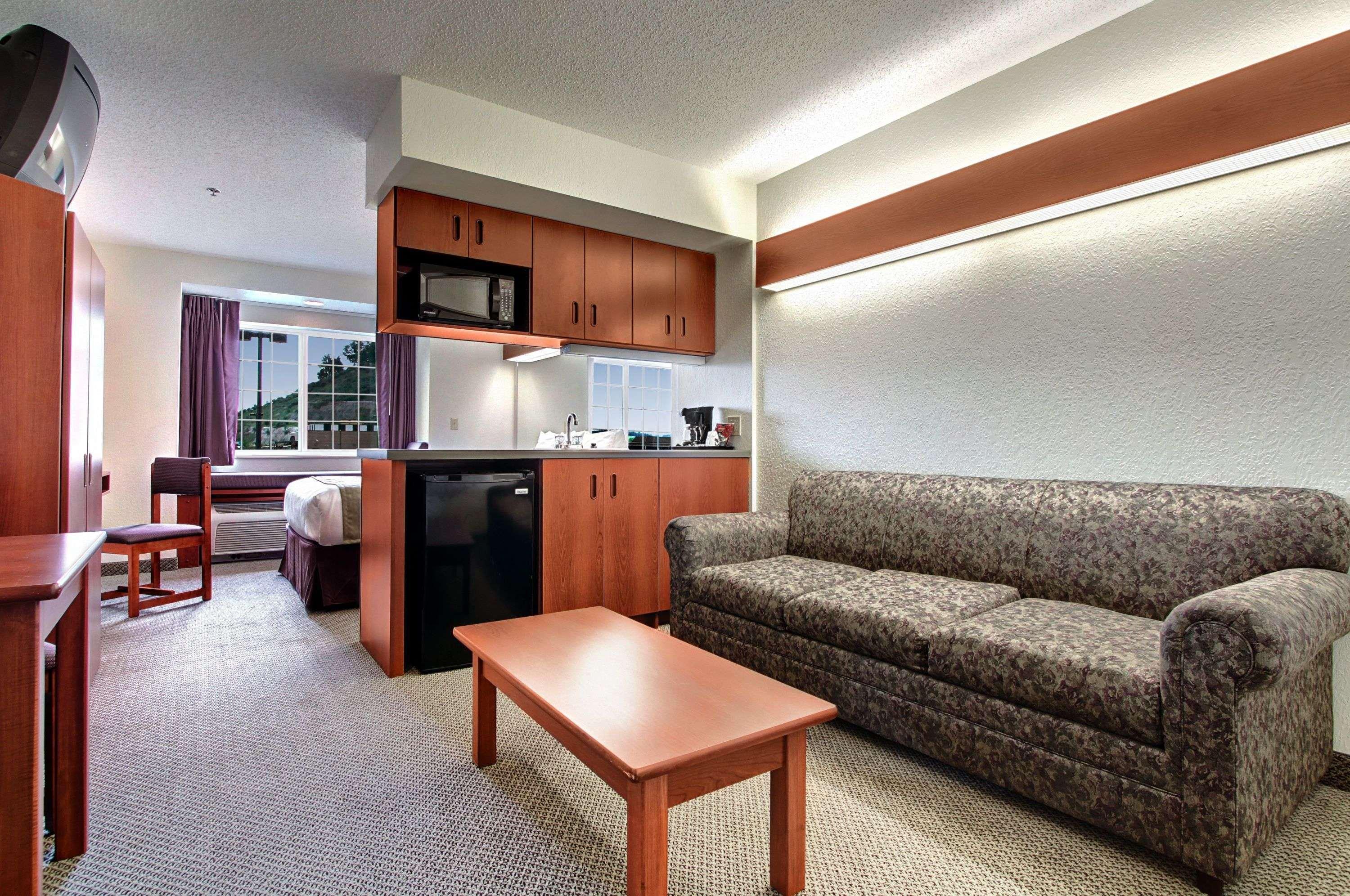 Microtel Inn & Suites By Wyndham Bridgeport Exterior photo